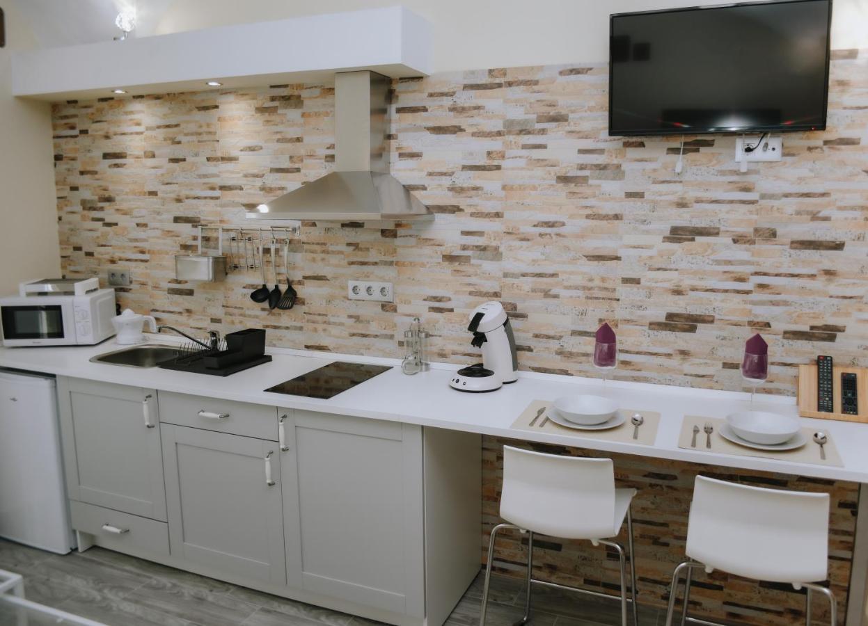 Eres Emerita "Apartamentos & Suites" Μέριδα Εξωτερικό φωτογραφία