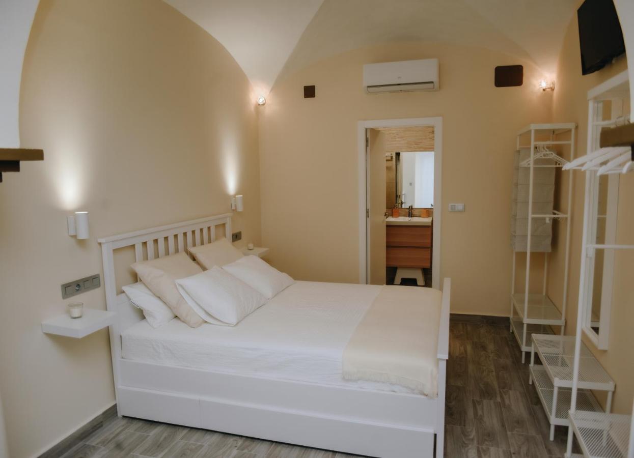 Eres Emerita "Apartamentos & Suites" Μέριδα Εξωτερικό φωτογραφία