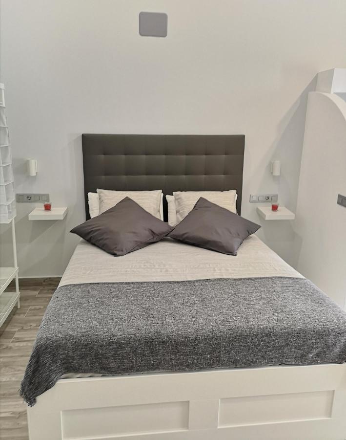Eres Emerita "Apartamentos & Suites" Μέριδα Εξωτερικό φωτογραφία